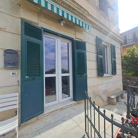 Design Flat With Parking, Apartamento Bogliasco